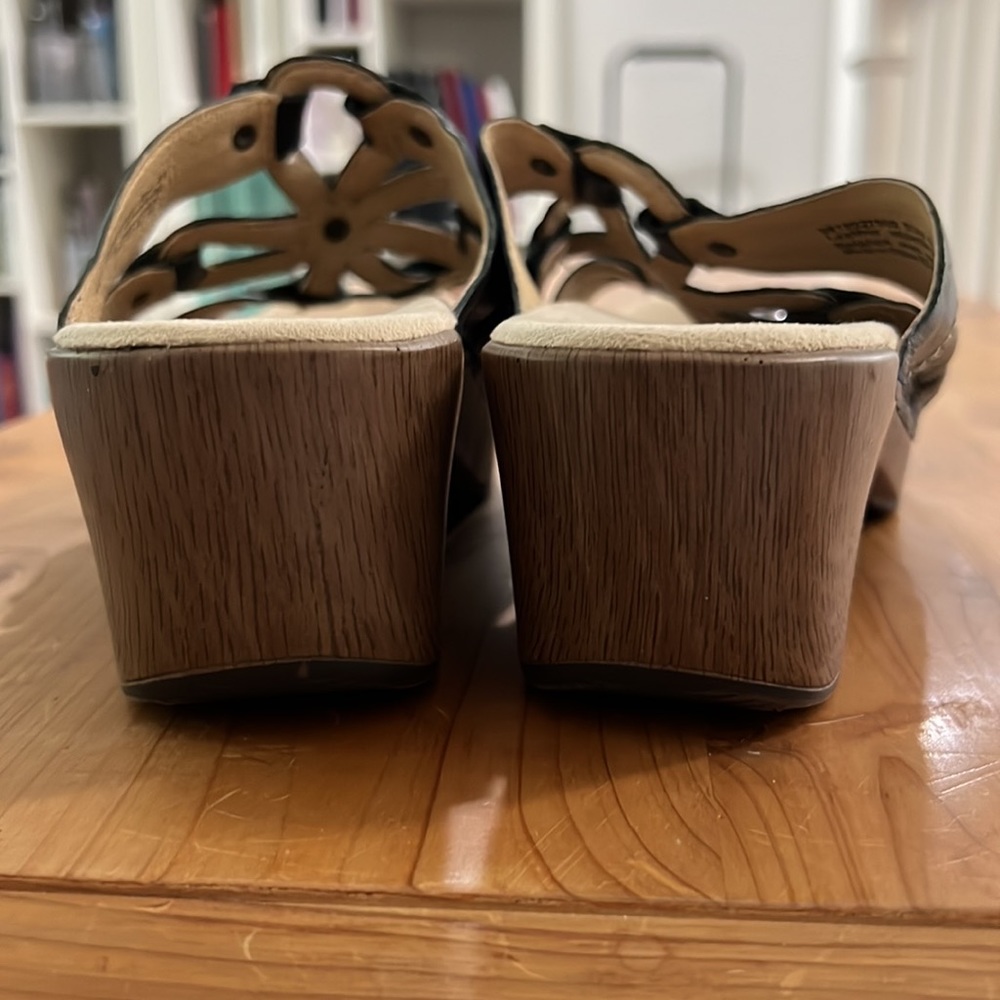Dansko - Picture 3 of 4